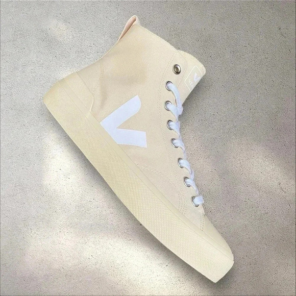 Veja Wata II High Top Sneaker Butter White size 11.5 - RARE! - Picture 5 of 13